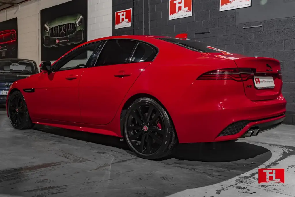 JAGUAR XE D200 R-Dynamic SE Auto.