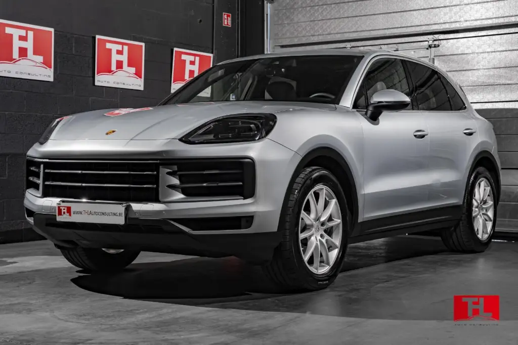 PORSCHE Cayenne 3.0 V6